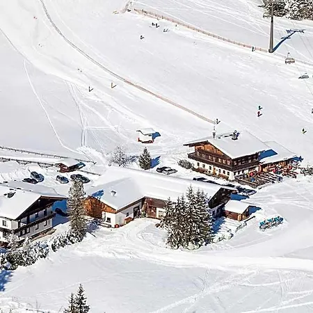 Walchauhof فندق *