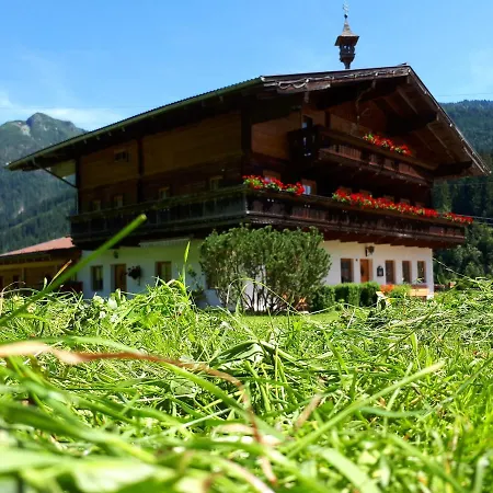 Walchauhof Szálloda Flachau